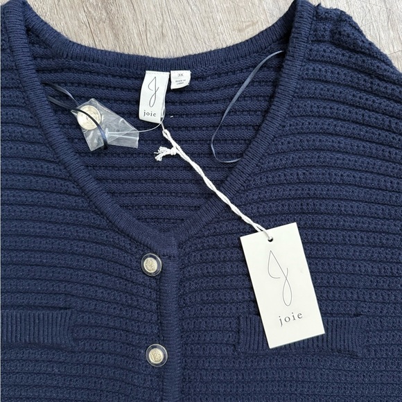 Joie • Texture Wide Ribbed Sweater Vest - Picture 4 of 11